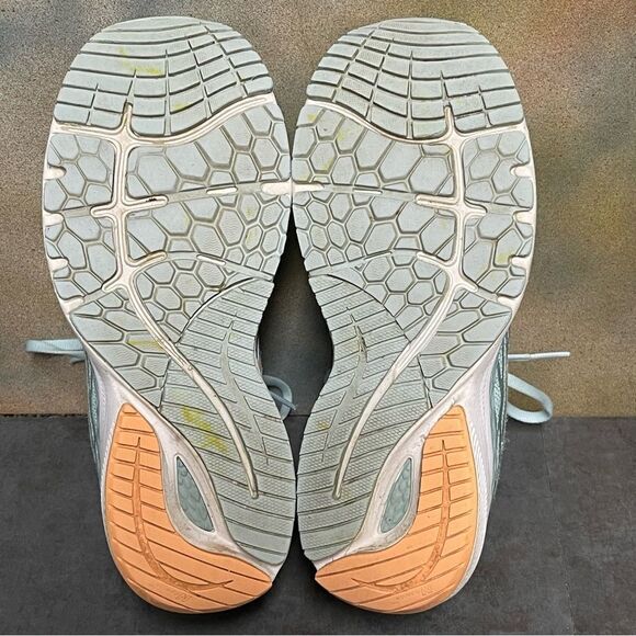 New Balance Fresh Foam 860v12 W8601BB1 Women's Light Blue Running Shoes SZ 7.5B - Picture 12 of 16